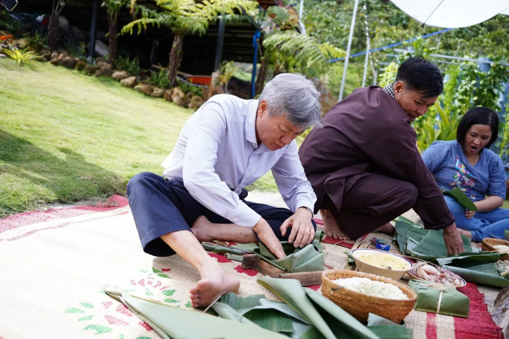Sự kiện tết rồi về làng thôi mùa 1 Khoa Lâm Group
