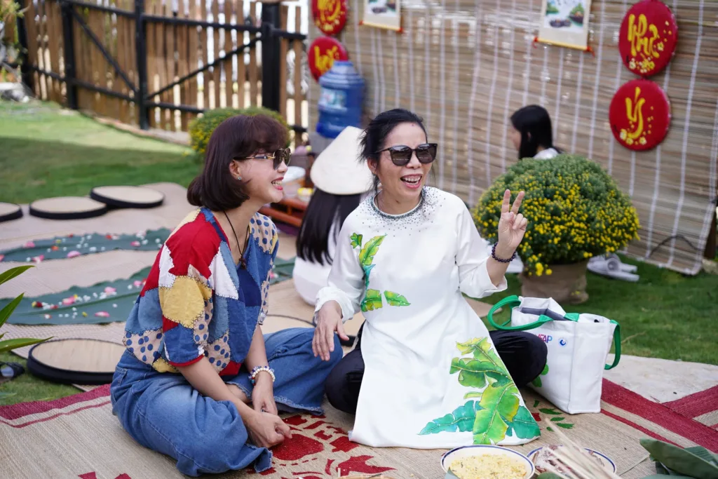 Sự kiện tết rồi về làng thôi mùa 1 Khoa Lâm Group